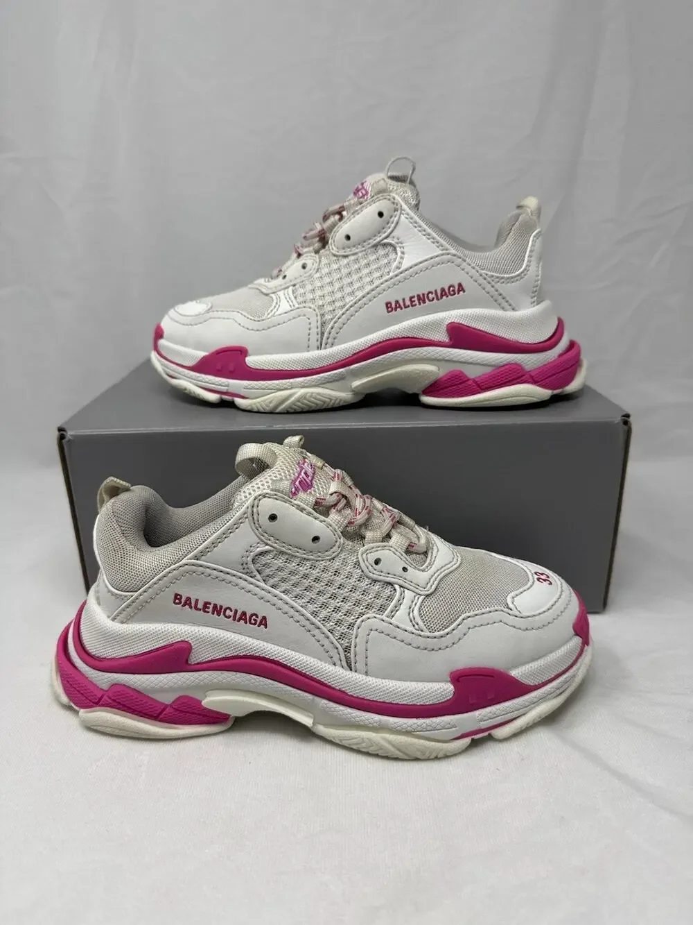 Balenciaga Triple S kids White Pink Size 33EU 2Y